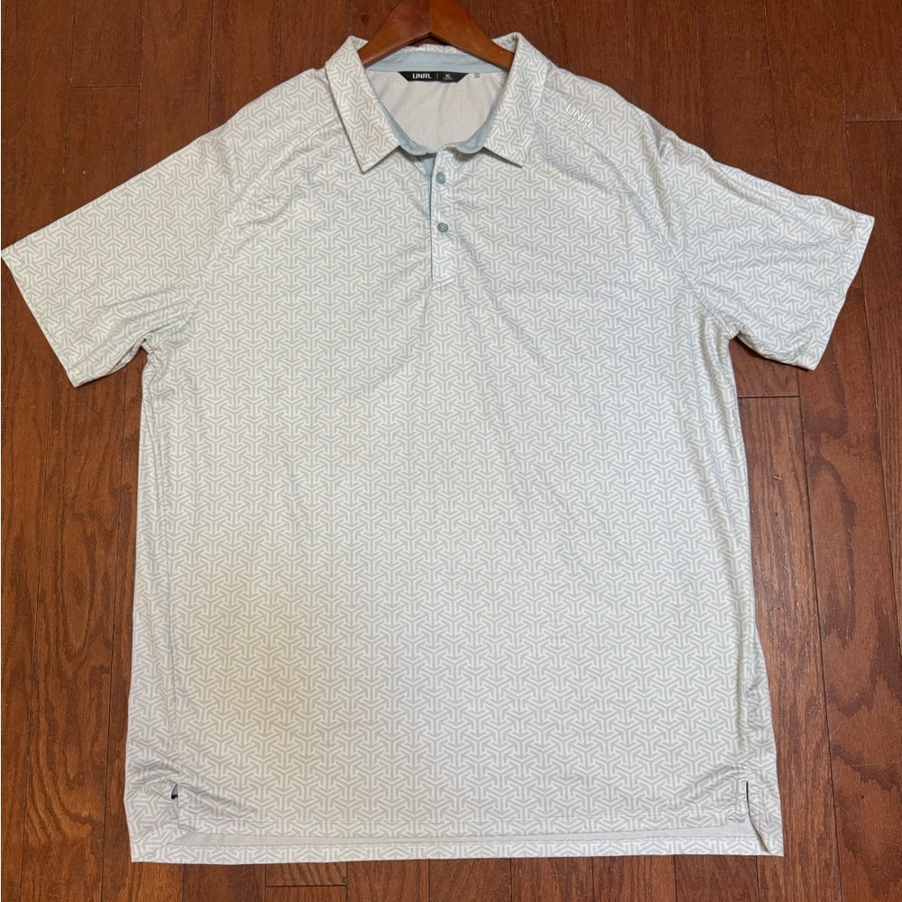 Unrl Men's White Patterned Polo Shirt